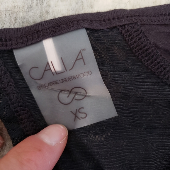 Calia detailed top. - Picture 2 of 6